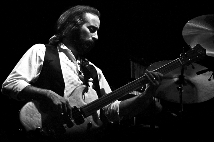 Fleetwood_Mac_-_John_McVie_(1980)