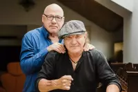 Johnson and Knopfler’s Music Legends
