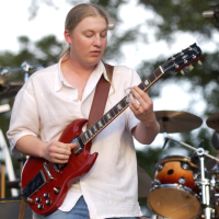 DEREK TRUCKS