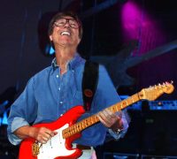 Hank Marvin a 84 ans aujourd'hui