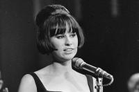 ASTRUD GILBERTO