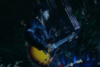 ‘Brothers in Arms’ en hommage aux victimes du 13 novembre